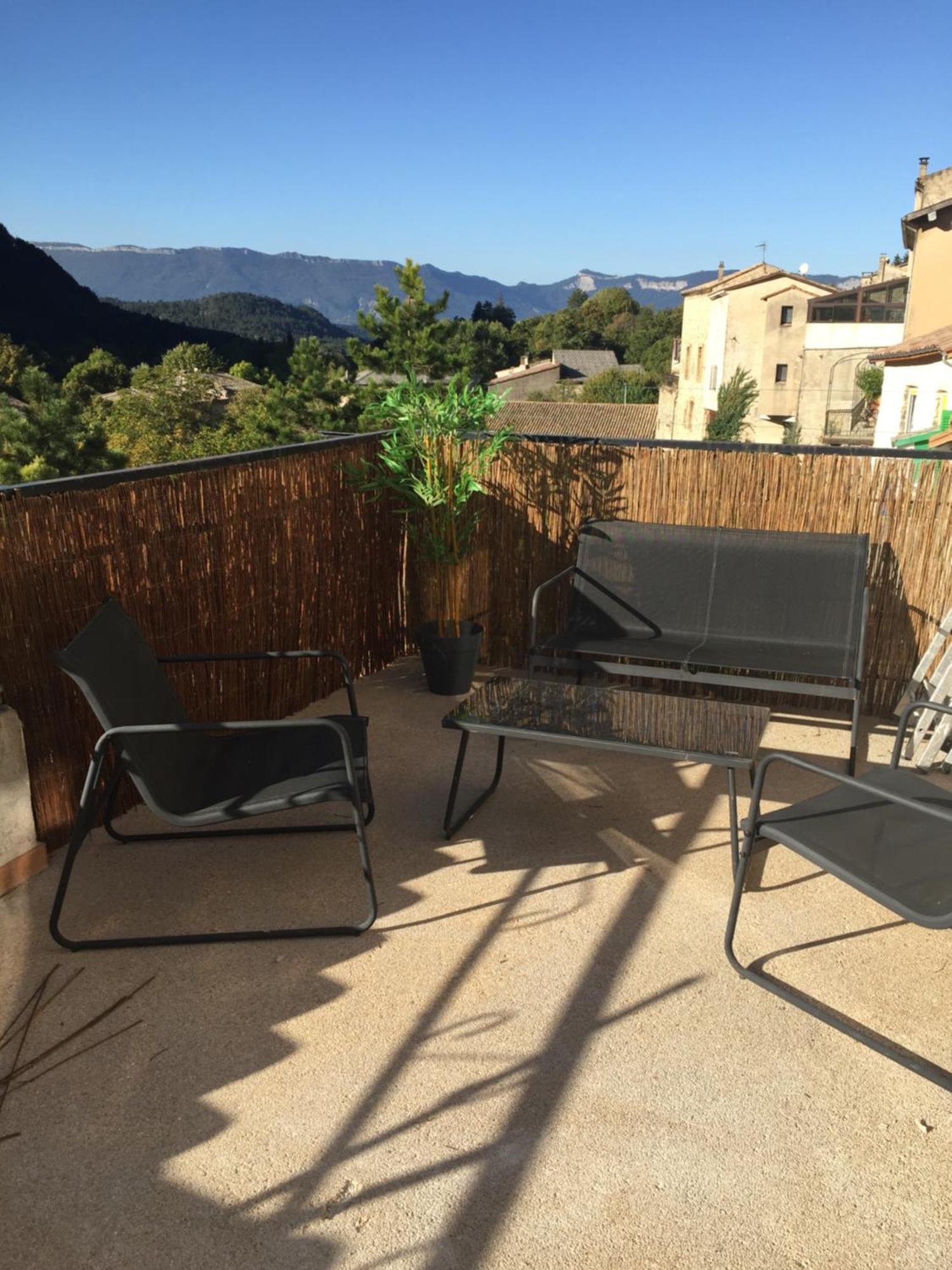 135m2 ,terrasse 45m2, 2 à 8 Personnes *